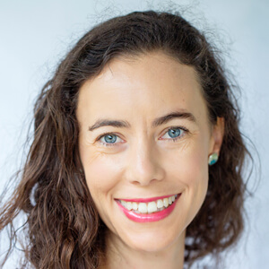 Photo of Katie Hooper